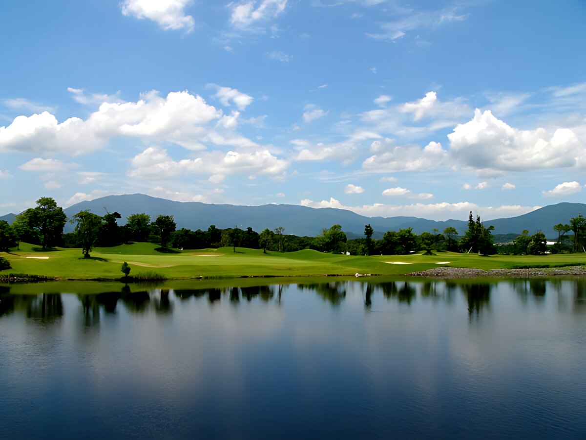 Aso Iizuka Golf Club