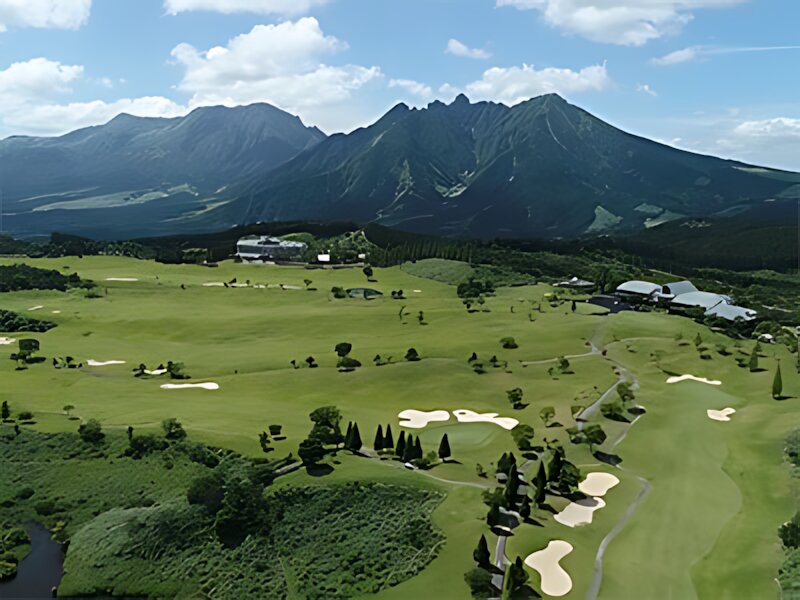 Aso Sky Blue Golf Resort