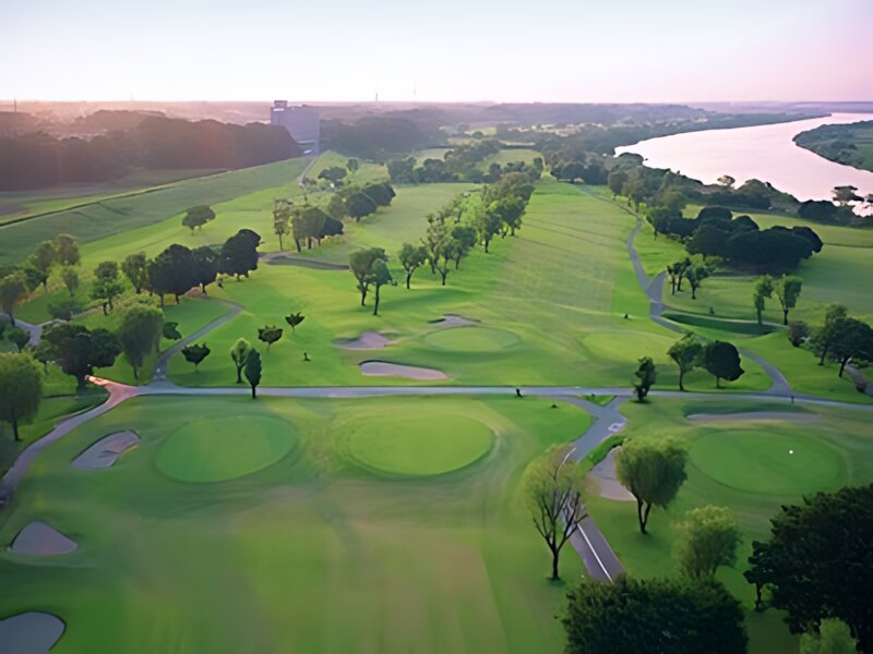 Clear View Golf Club & Hotel