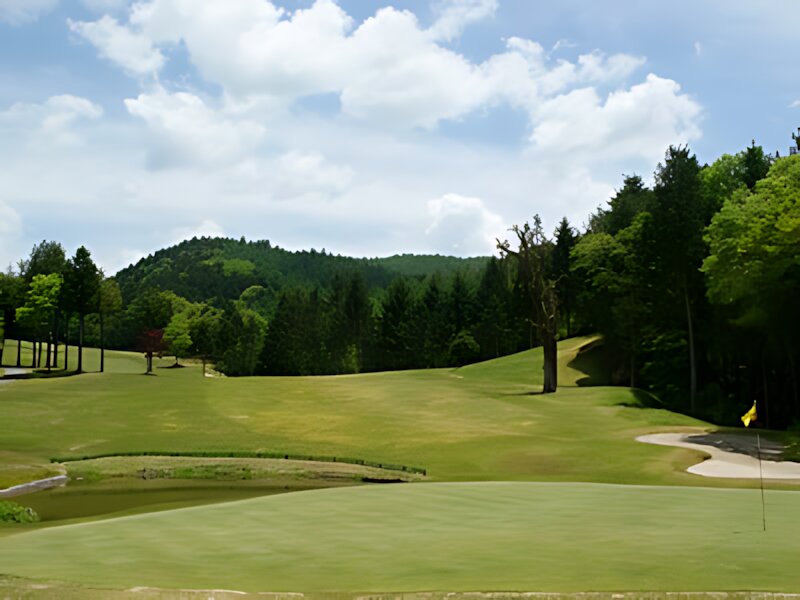 Hiraya Country Club