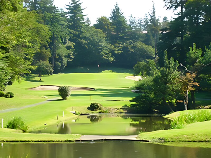 Hiroike Gakuen Golf Club