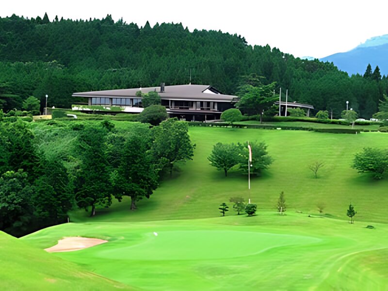 Kikuchi Kogen Country Club