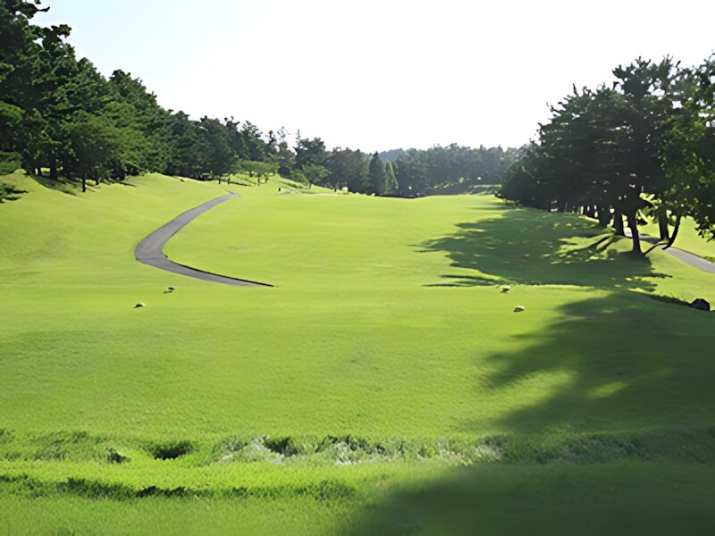Kuwana International Golf Club