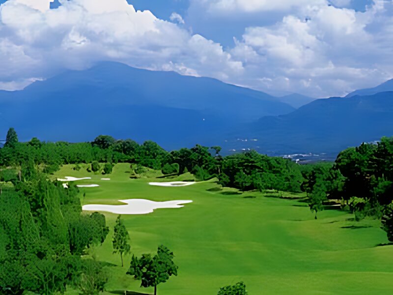 Meiji Golf Club Hirukawa Golf Course
