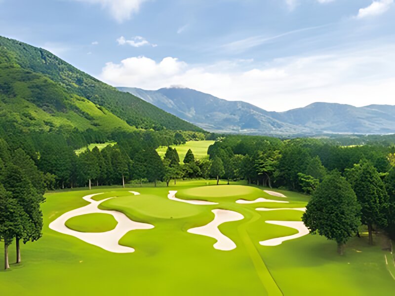 Ohakone Country Club