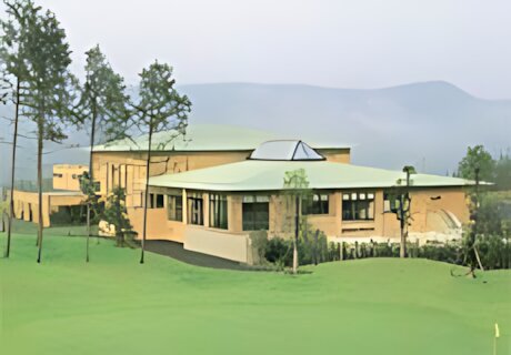 The Oaklet Golf Club
