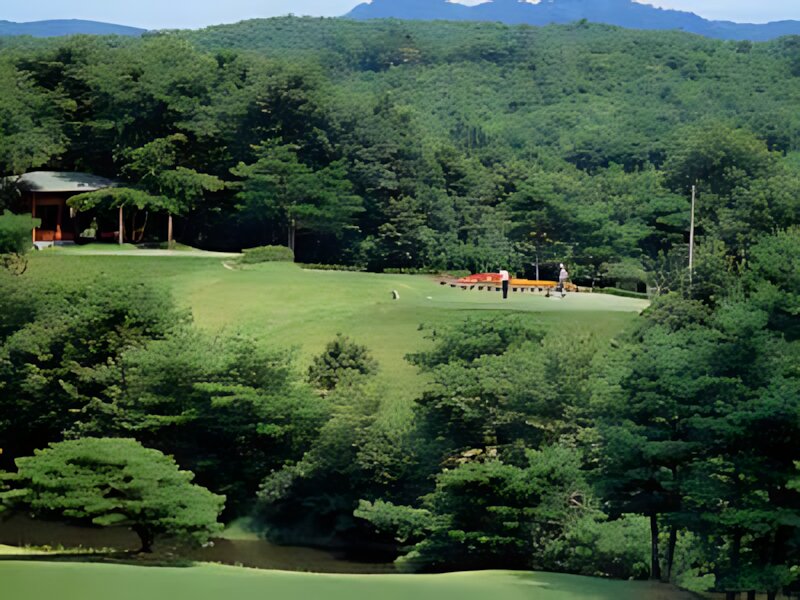 Tomiyama Country Club