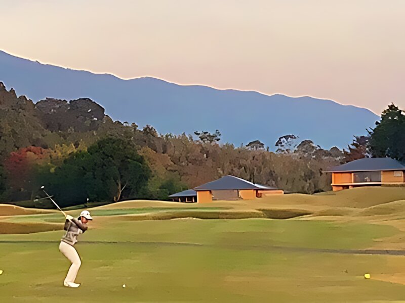 Tsu Country Club