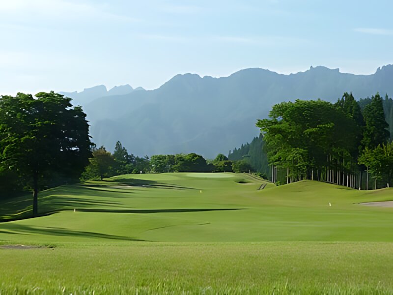 Village Higashi-Karuizawa Golf Club