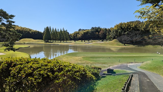 愛知カンツリー倶楽部 - Photo 6
