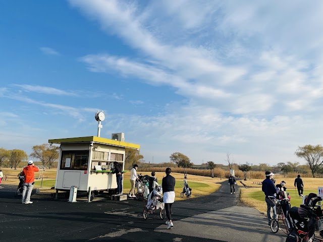 朝霞パブリックゴルフ場 - Photo 3
