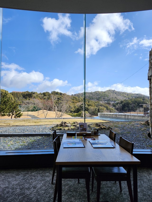 愛宕原ゴルフ倶楽部 - Photo 1
