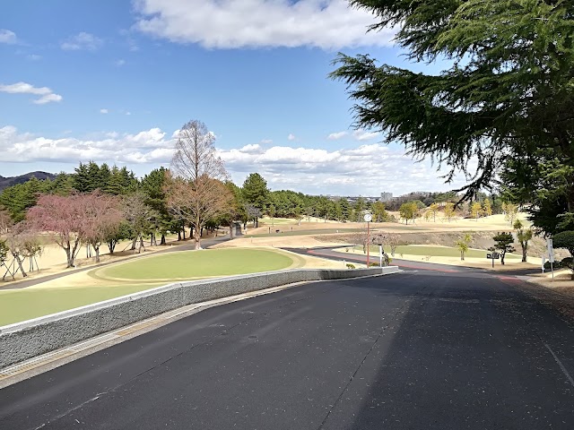 厚木国際カントリー倶楽部 - Photo 3