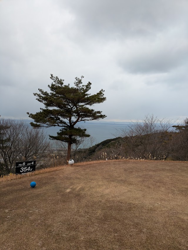 淡路カントリー倶楽部 - Photo 1