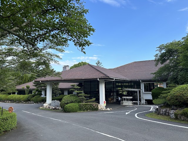 中部国際ゴルフクラブ - Photo 4