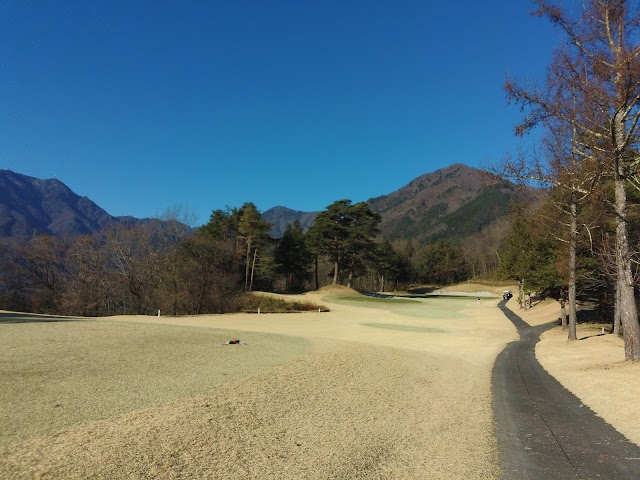 中央都留カントリー倶楽部 - Photo 1