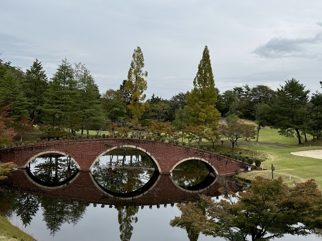 クラウンカントリークラブ - Photo 2