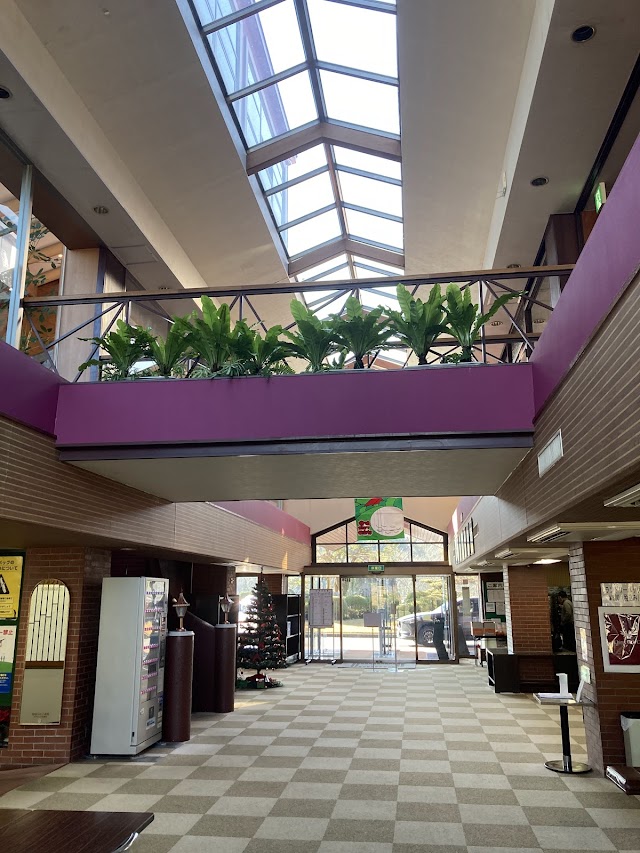 愛媛ゴルフ倶楽部 - Photo 3