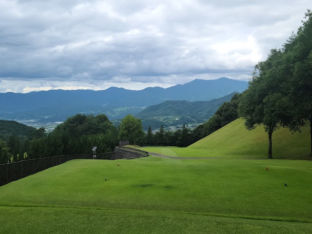 塩山カントリー倶楽部 - Photo 1