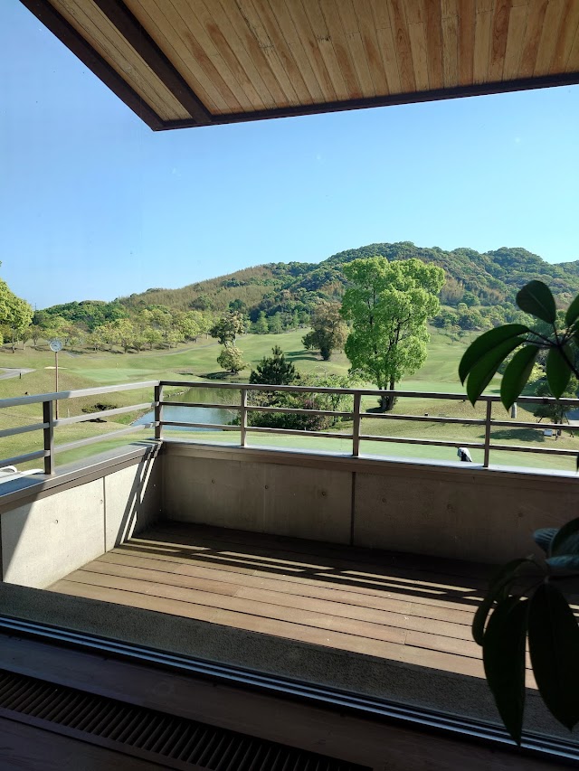 福岡サンレイクゴルフ倶楽部 - Photo 6
