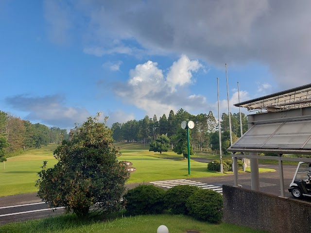 源氏山ゴルフクラブ - Photo 4