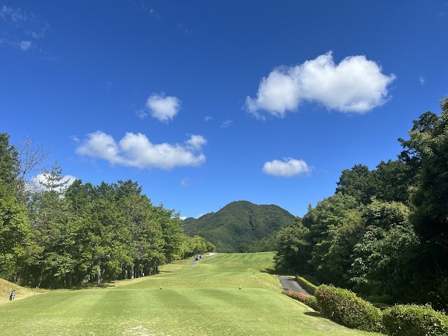 ぎふ美濃ゴルフ倶楽部 - Photo 2