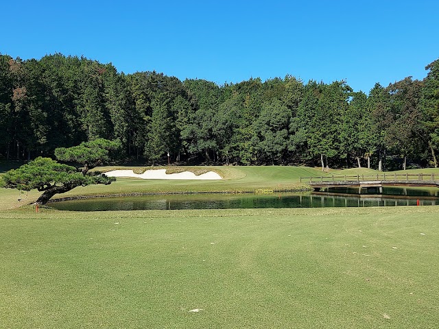 岐阜関カントリー倶楽部 - Photo 1