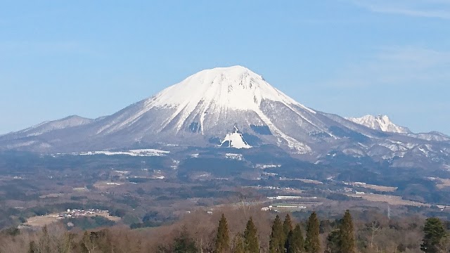 グリーンパーク大山ゴルフ倶楽部 - Photo 6