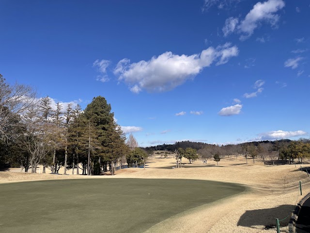 鳩山カントリークラブ - Photo 1