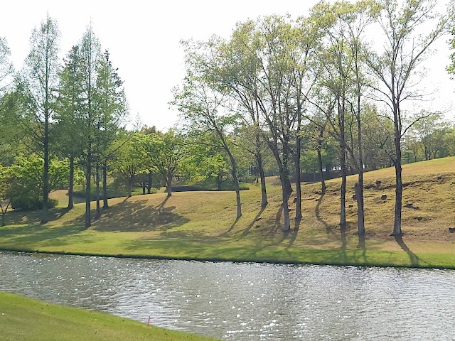 鳩山カントリークラブ - Photo 3