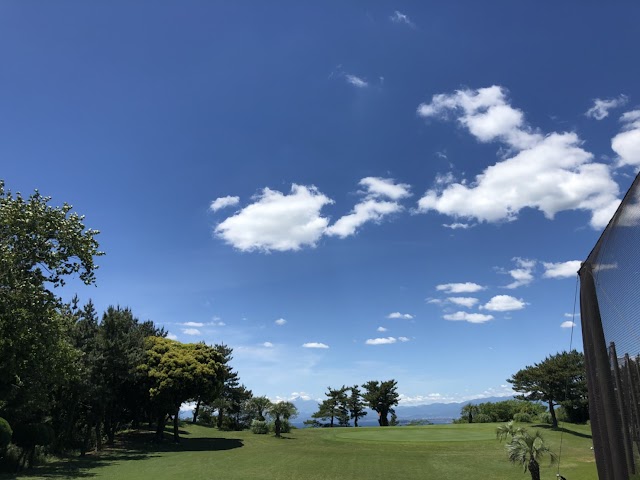 葉山パブリックゴルフコース・練習場 - Photo 8