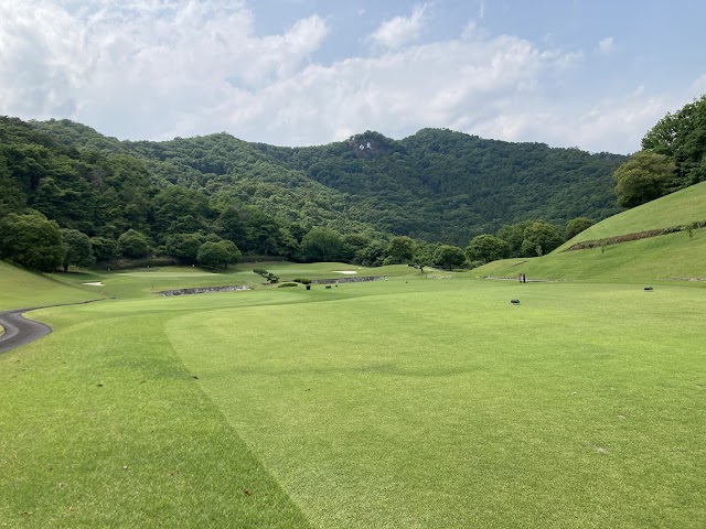 東松苑ゴルフ倶楽部 - Photo 8