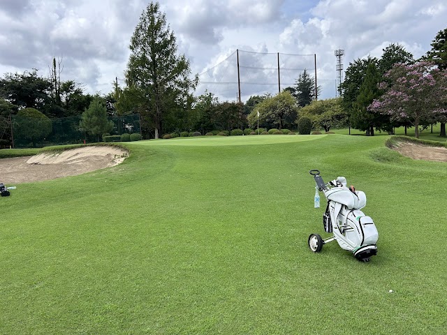 広池学園ゴルフクラブ - Photo 3