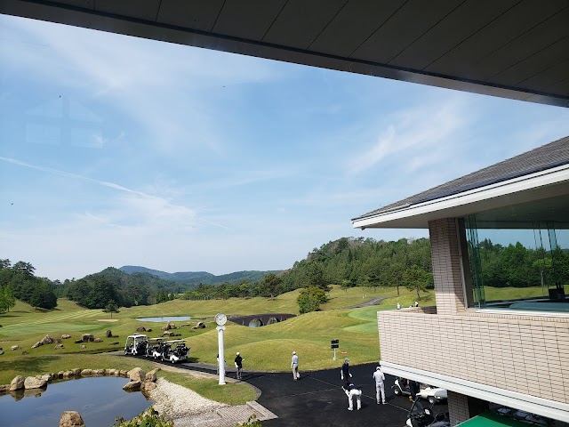 広島吉和の森ゴルフ倶楽部 - Photo 5