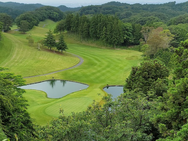 日立高鈴ゴルフ倶楽部 - Photo 2