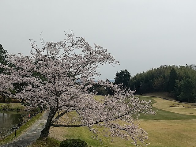 法隆寺カントリー倶楽部 - Photo 5