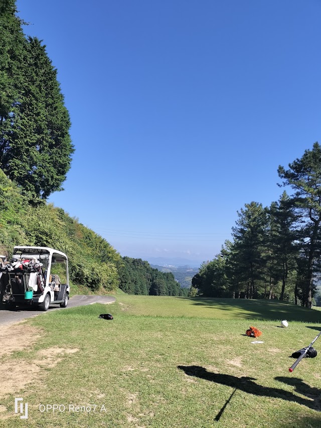 今治カントリー倶楽部 - Photo 3