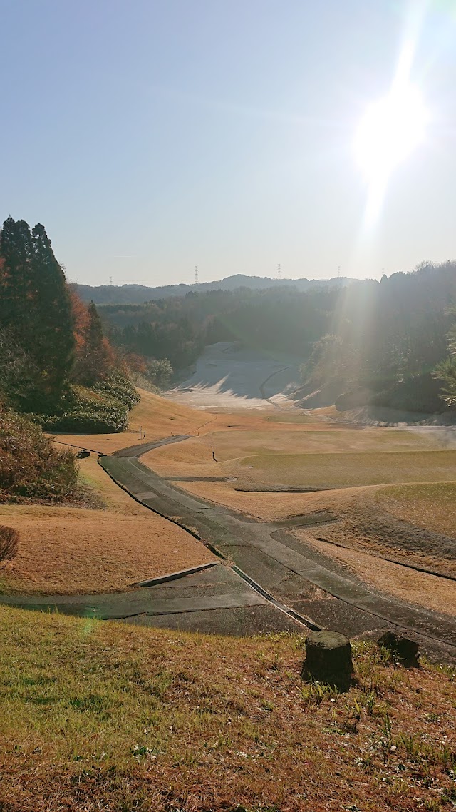 石川ゴルフ倶楽部 - Photo 6