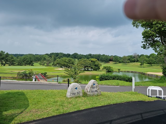 潮来カントリー倶楽部 - Photo 1