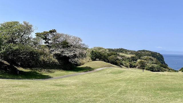 伊豆大島リゾートゴルフクラブ - Photo 3