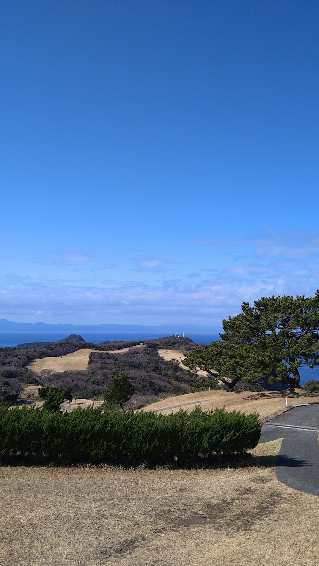 伊豆大島リゾートゴルフクラブ - Photo 8