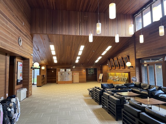 泉国際ゴルフ倶楽部 - Photo 4