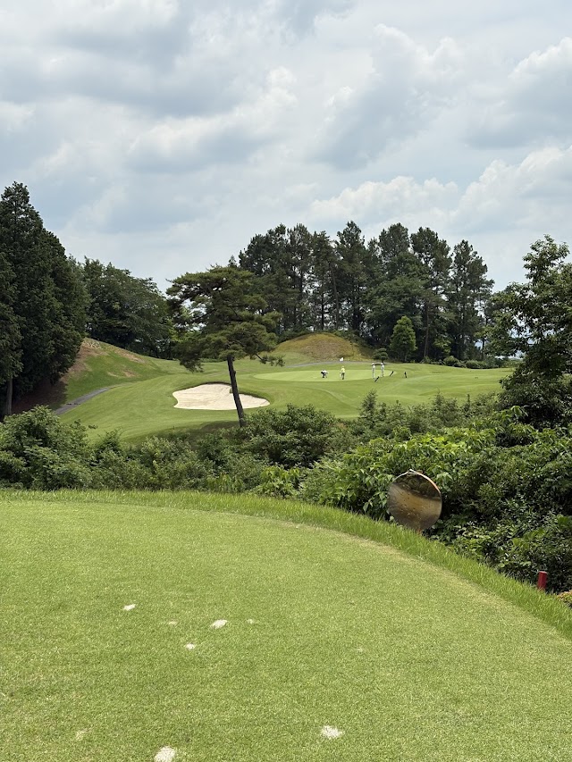 明智ゴルフ倶楽部　賑済寺ゴルフ場 - Photo 1