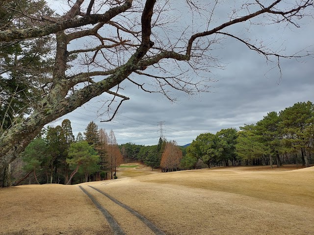 加古川ゴルフ倶楽部 - Photo 1