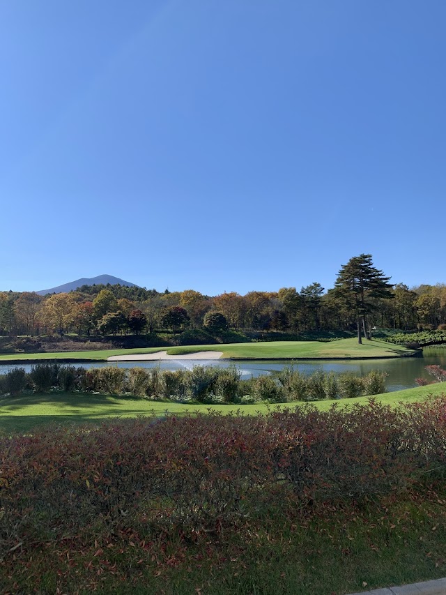 軽井沢高原ゴルフ倶楽部 - Photo 8