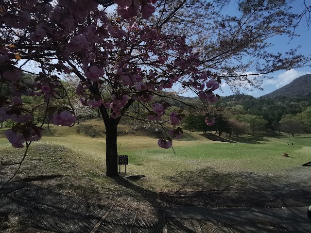 春日居ゴルフ倶楽部 - Photo 3