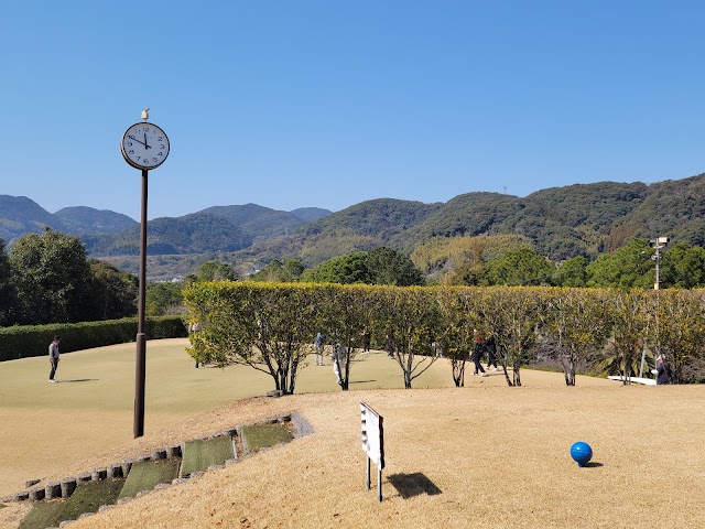 喜々津カントリー倶楽部 - Photo 3