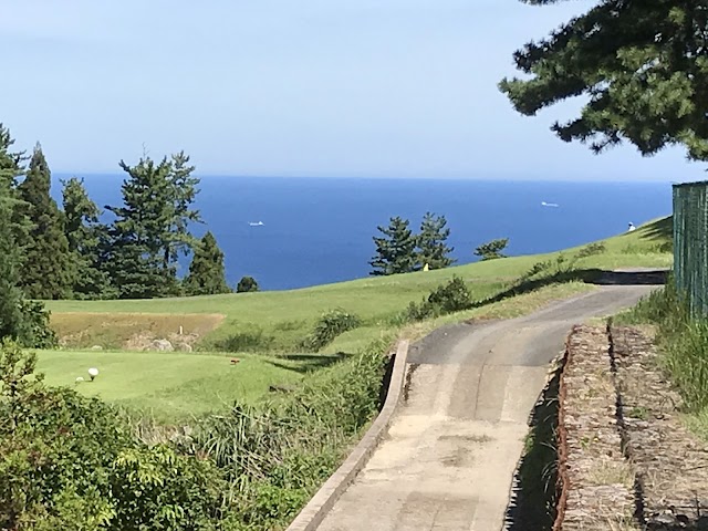 城崎カンツリークラブ - Photo 1