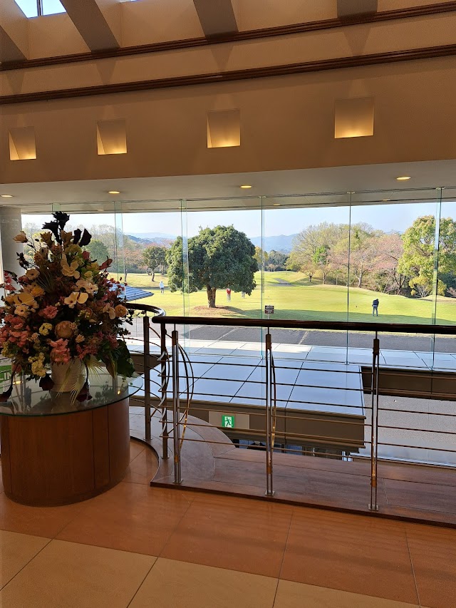 神戸パインウッズゴルフクラブ - Photo 2