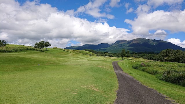 久住高原ゴルフ倶楽部 - Photo 4
